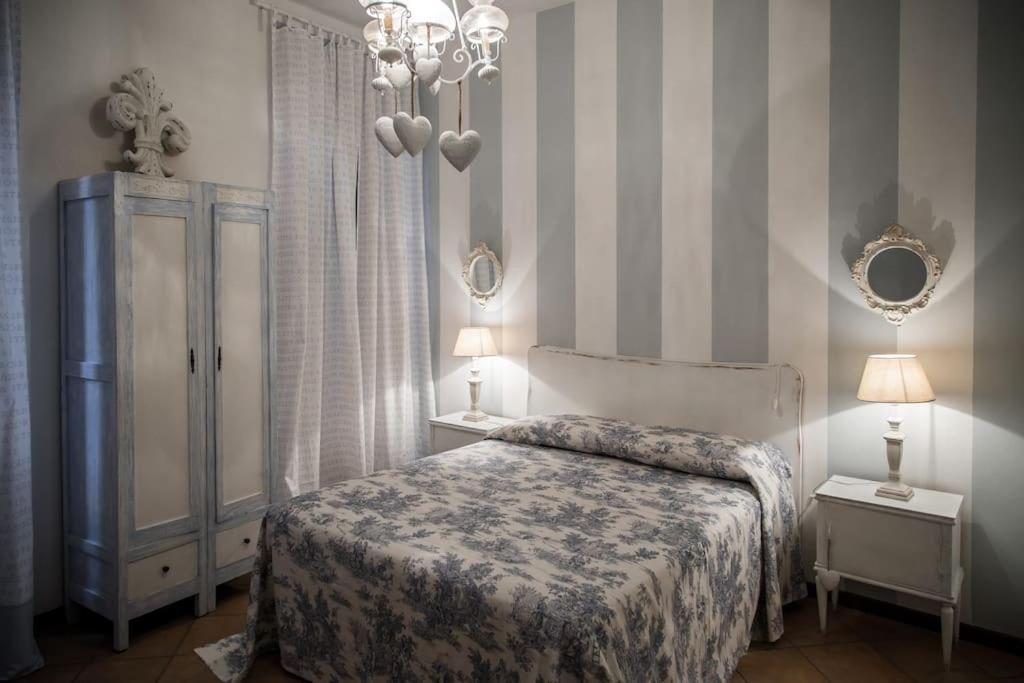 Piazza Erbe Luxury Apartment 베로나 외부 사진